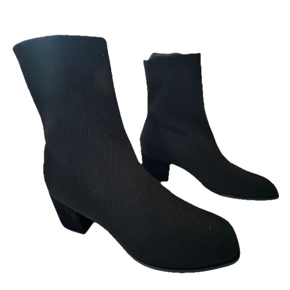Eileen Fisher Dahlia Knit Stretch Block Heel Ankle Booties Shoes Black Size 10 - Picture 2 of 6